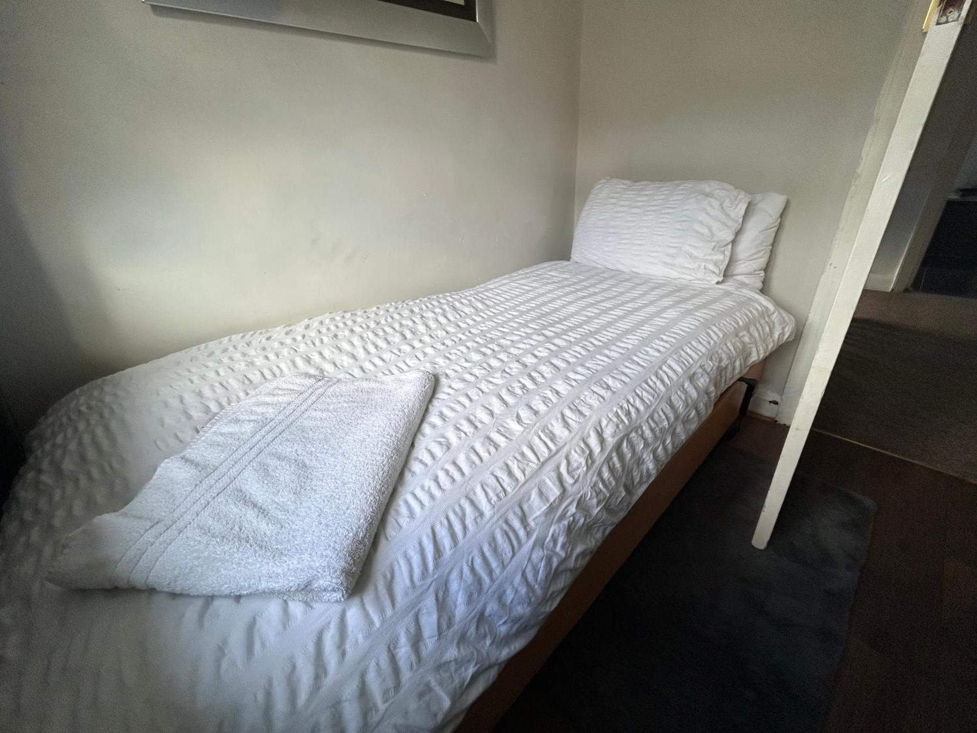 Appartamento Redditch Rest Near Town Centre & Transport Links Esterno foto
