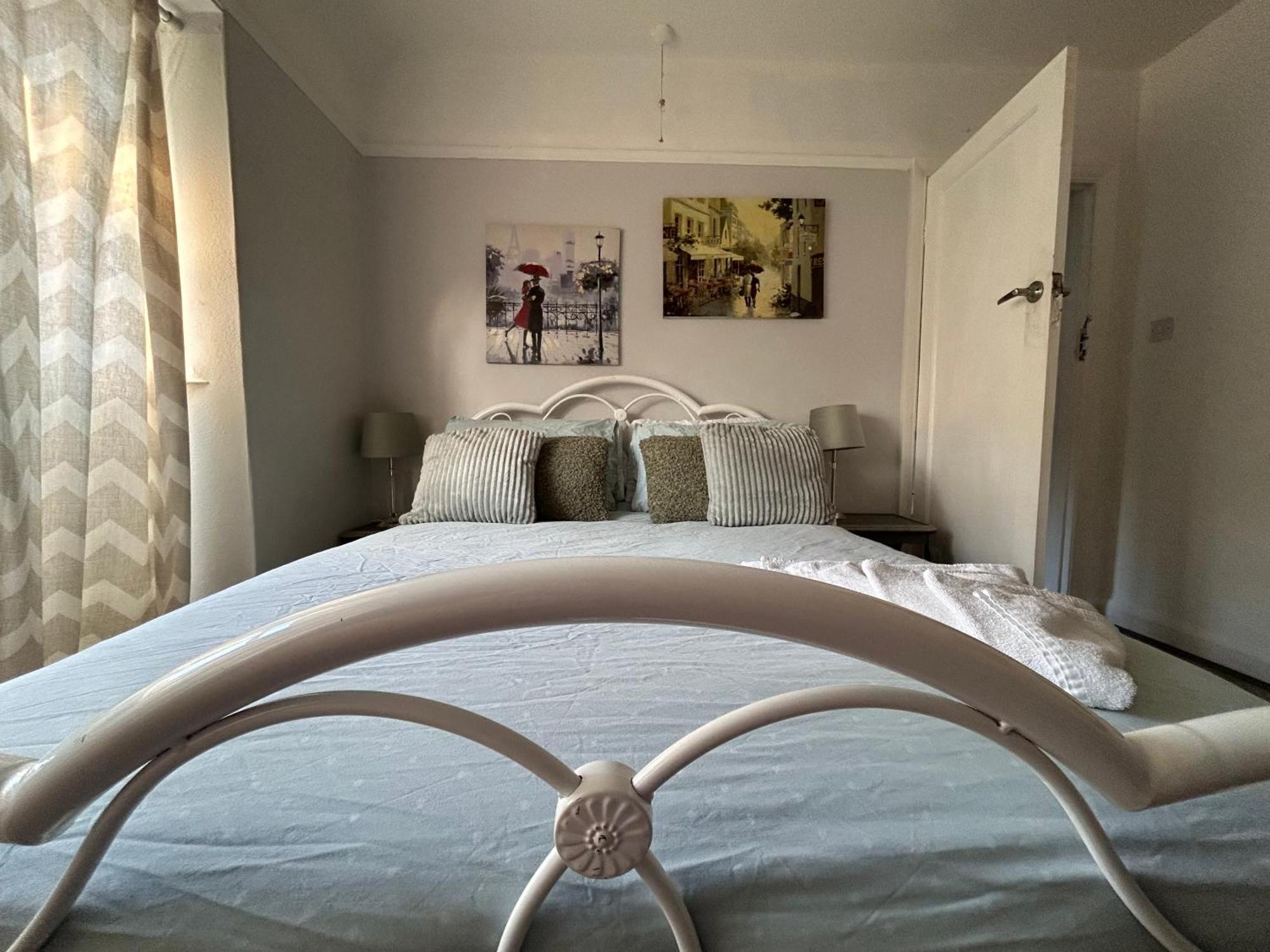 Appartamento Redditch Rest Near Town Centre & Transport Links Esterno foto