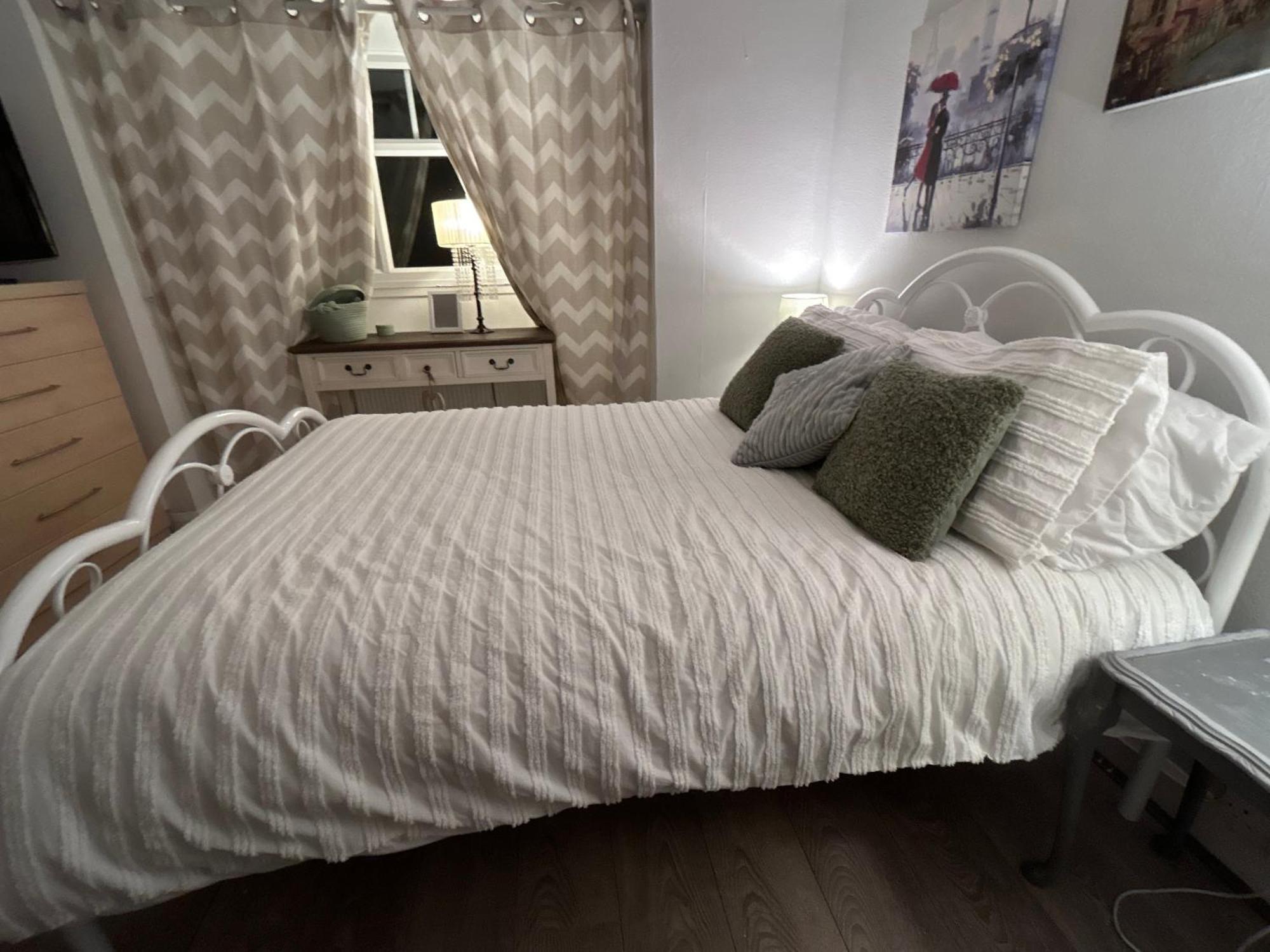 Appartamento Redditch Rest Near Town Centre & Transport Links Esterno foto