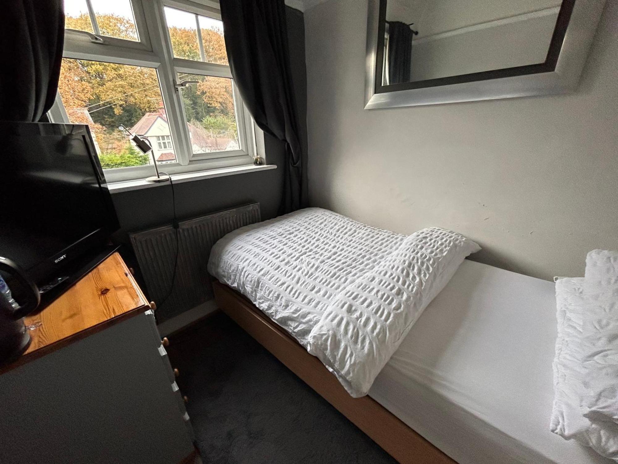 Appartamento Redditch Rest Near Town Centre & Transport Links Esterno foto