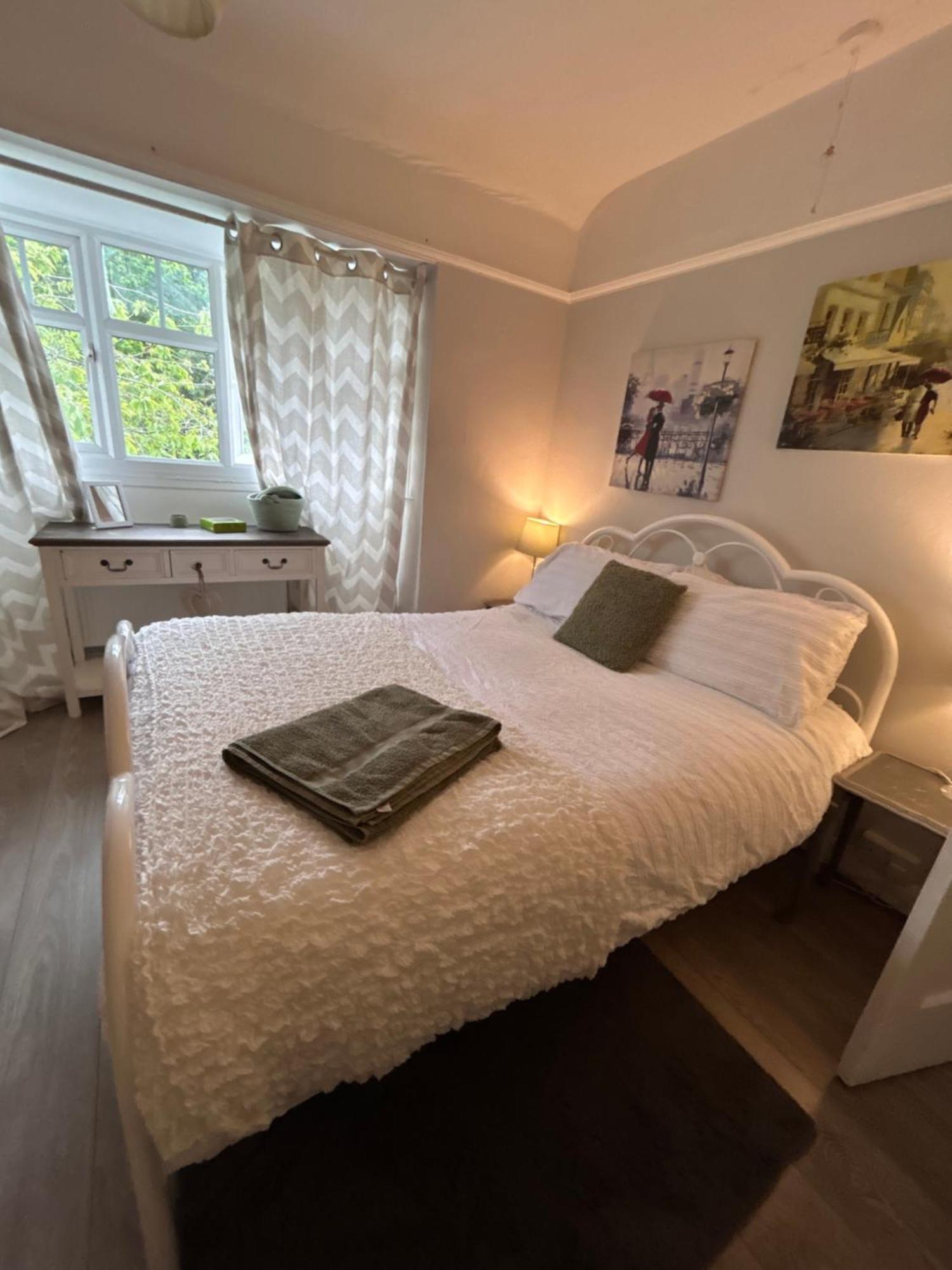 Appartamento Redditch Rest Near Town Centre & Transport Links Esterno foto