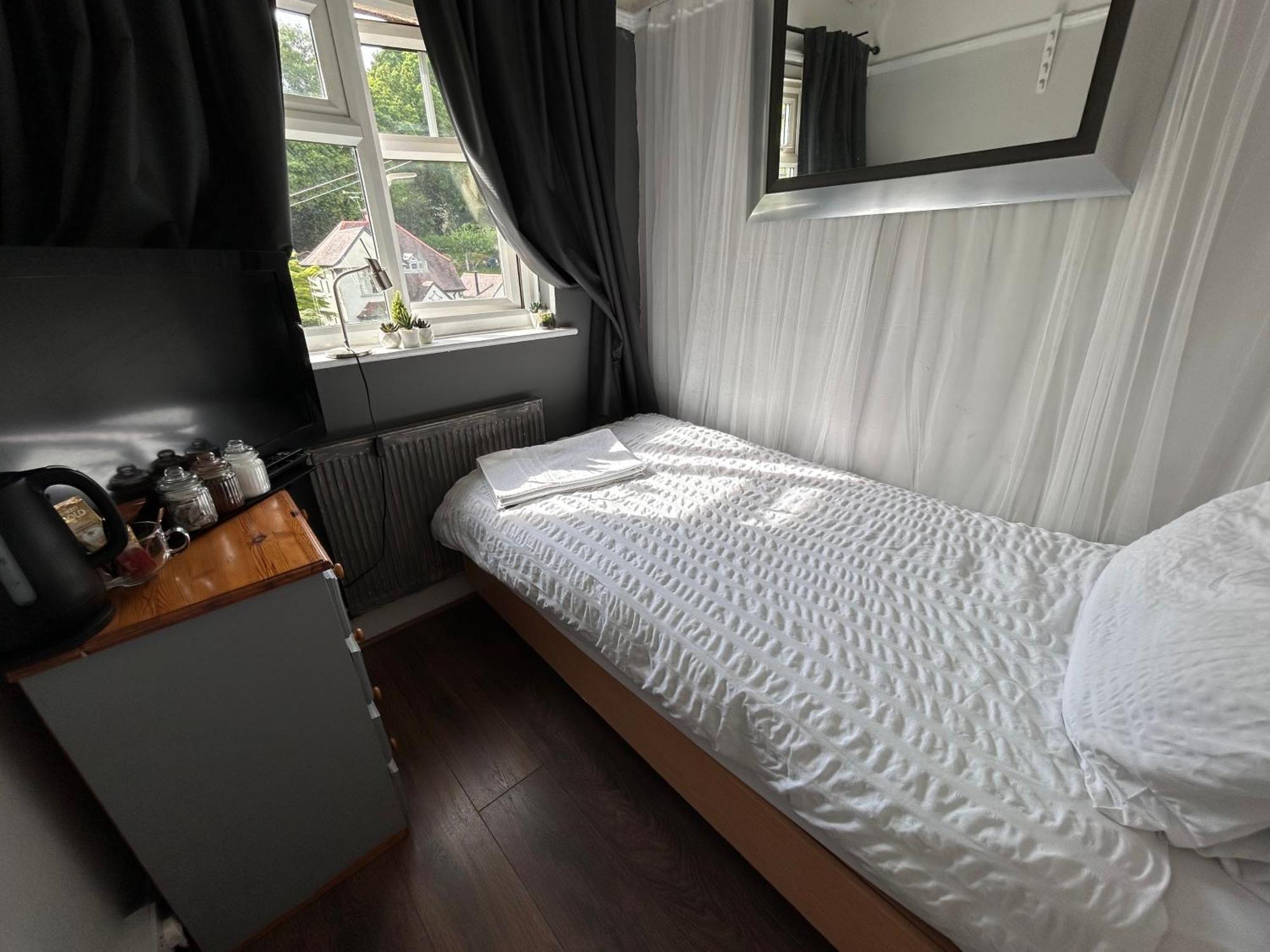 Appartamento Redditch Rest Near Town Centre & Transport Links Esterno foto